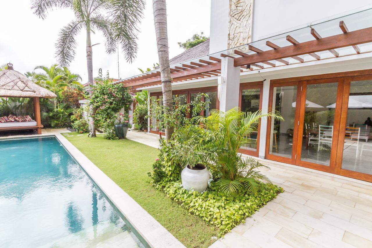 Villa Pierrot Seminyak Eksteriør billede
