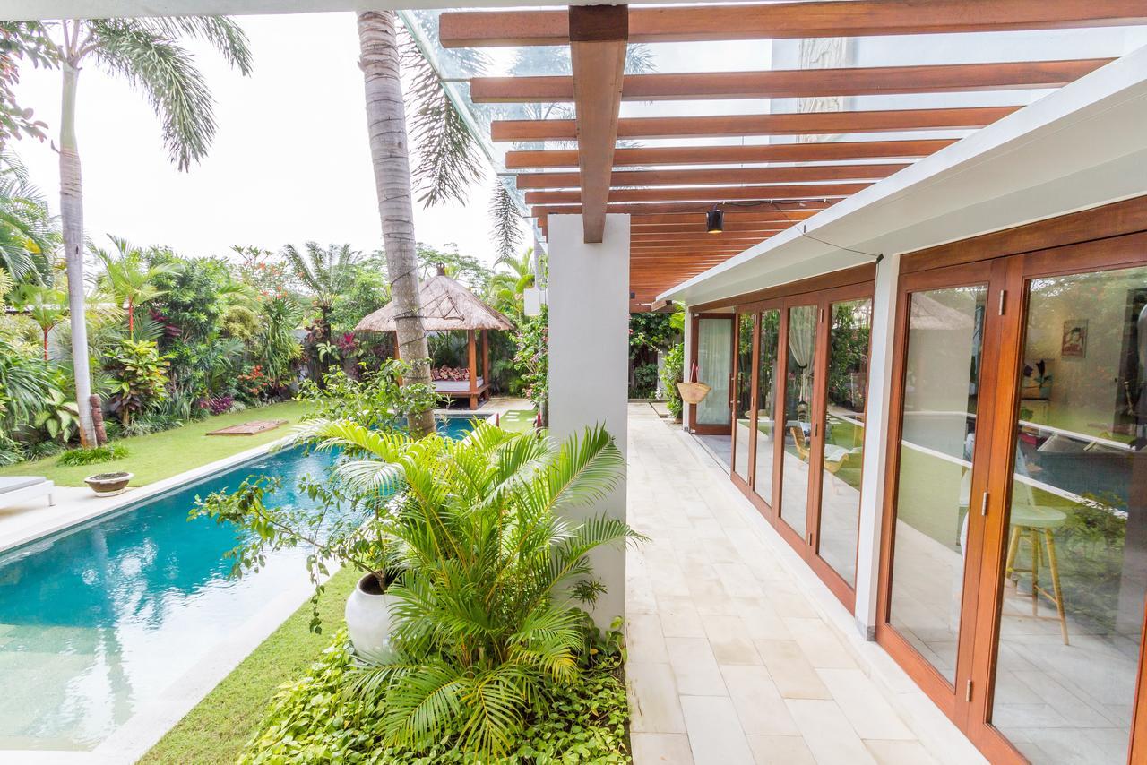 Villa Pierrot Seminyak Eksteriør billede
