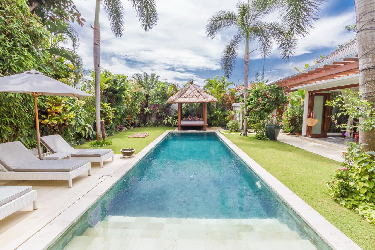 Villa Pierrot Seminyak Eksteriør billede