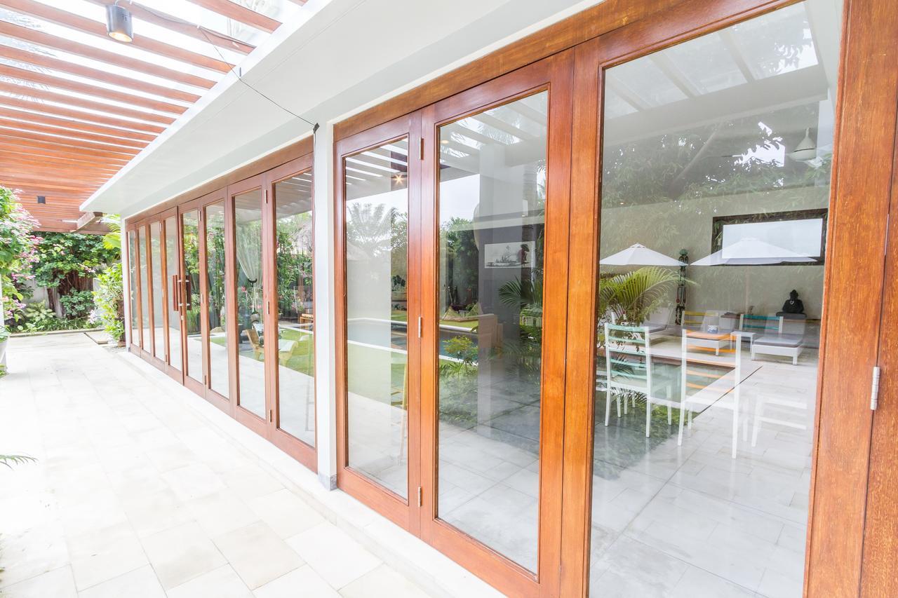 Villa Pierrot Seminyak Eksteriør billede