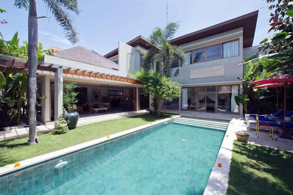 Villa Pierrot Seminyak Eksteriør billede